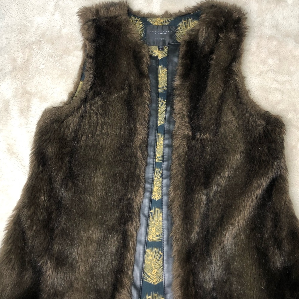 Sanctuary Faux Fur and Faux Leather Trim Vest L